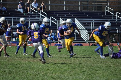 Lansing Running back Jesse Richardson (#24) runs 30 yards for a touchdown sff_richardson-dryden