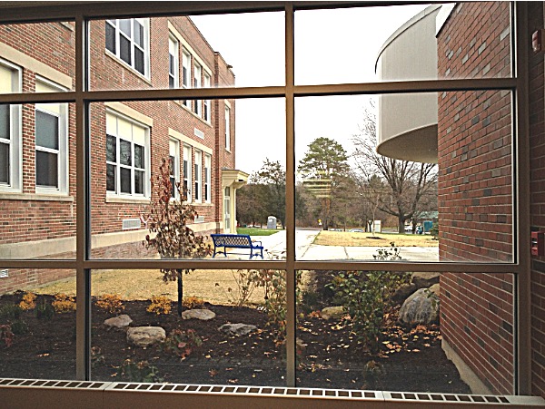MS Auditorium Cookies & Carols