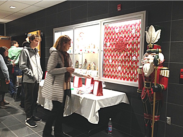 MS Auditorium Cookies & Carols