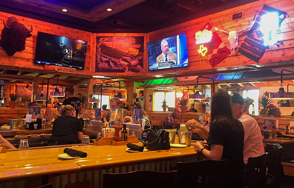 monroe texas roadhouse bar