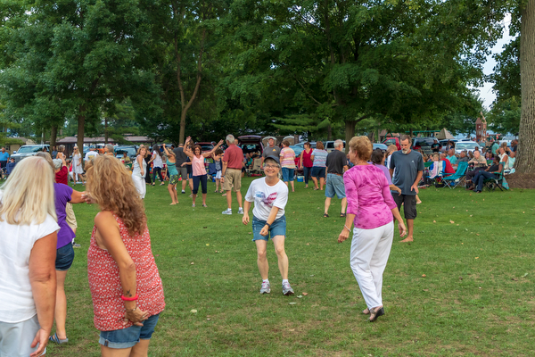 City Limits and The Destination Band at Myers Park - Photos by Diane Duthie